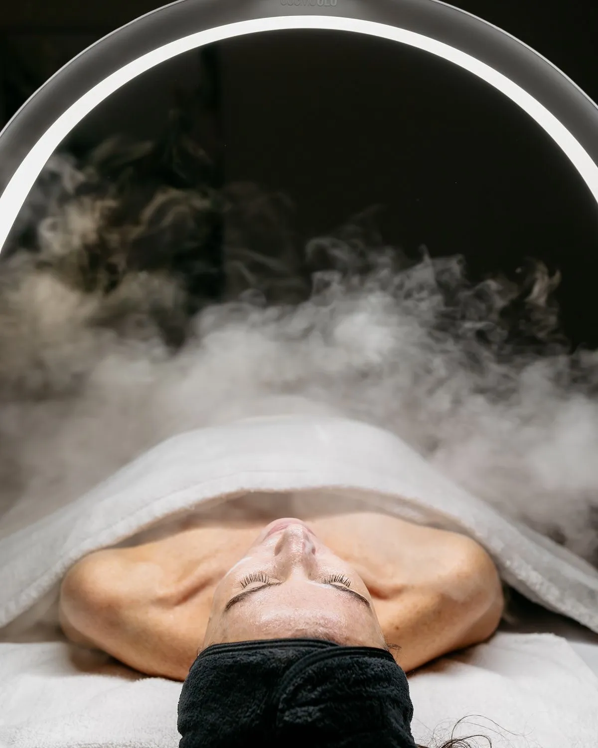 Soin du visage à la vapeur en cabine